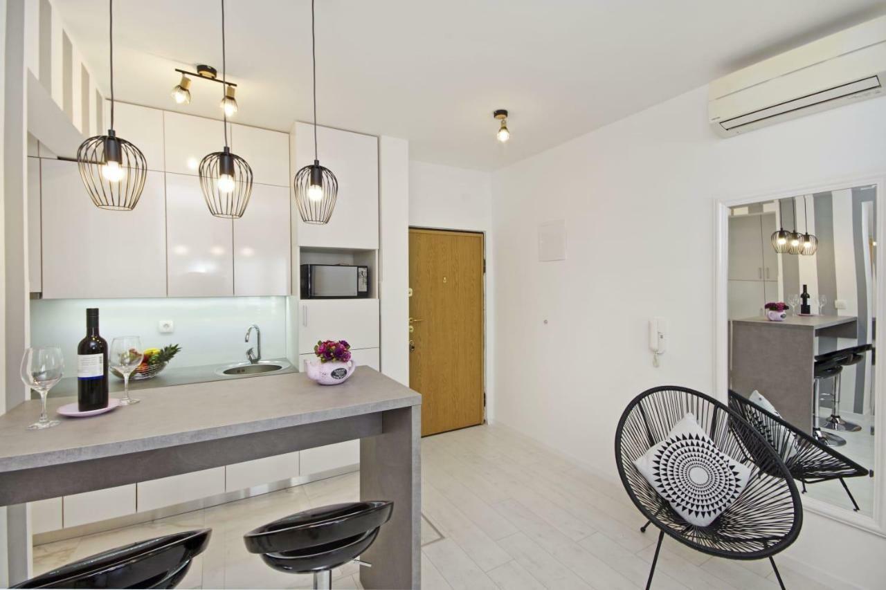 Apartment Dalija Baška Voda Εξωτερικό φωτογραφία